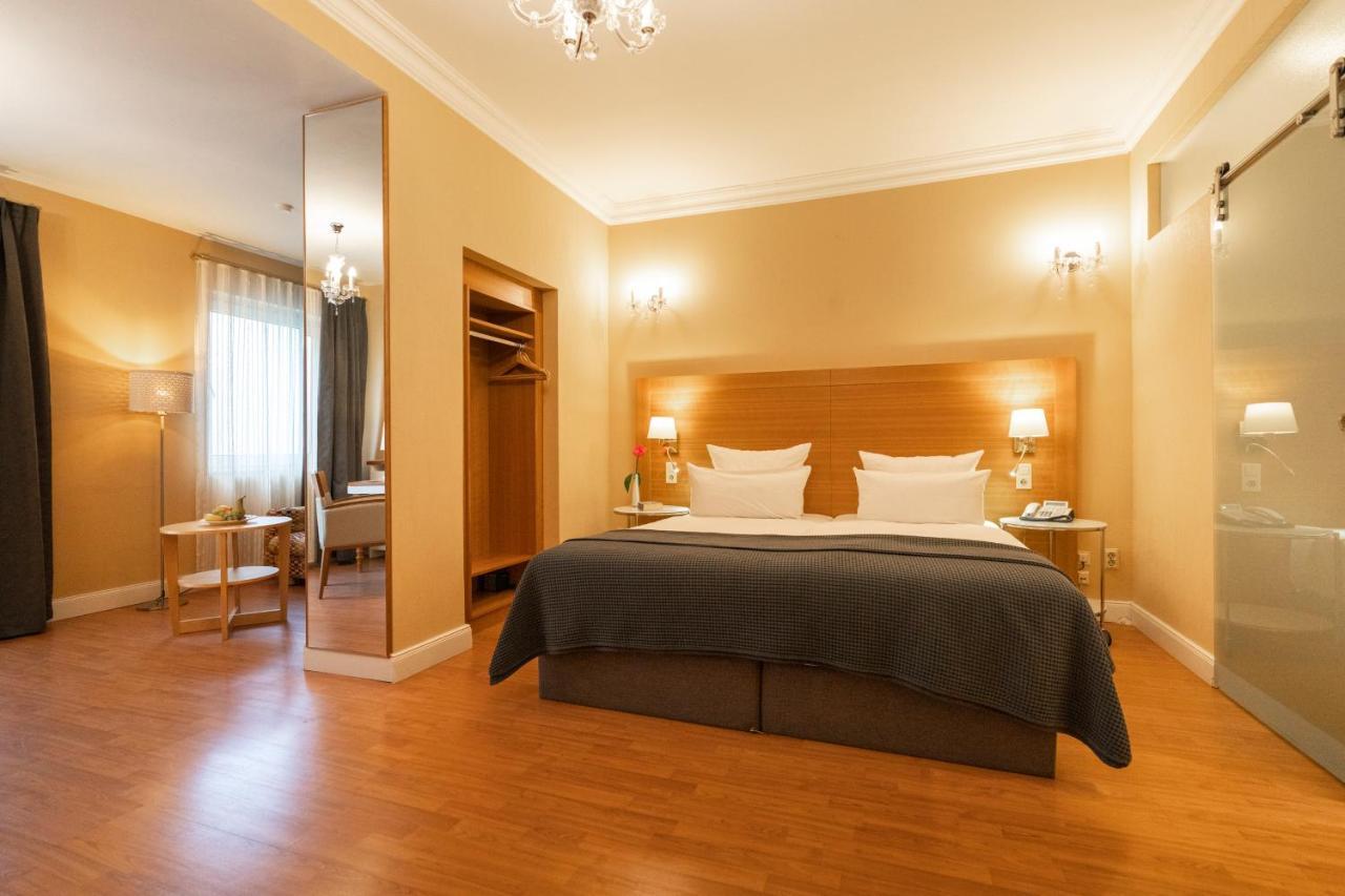 Hotel Kleiner Riesen Koblenz Kültér fotó