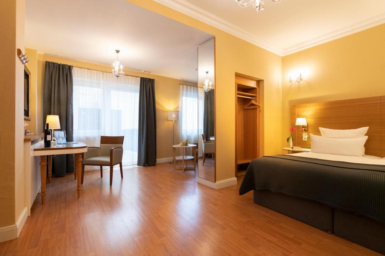 Hotel Kleiner Riesen Koblenz Kültér fotó