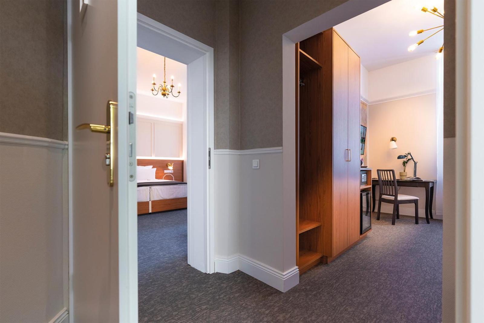 Hotel Kleiner Riesen Koblenz Kültér fotó